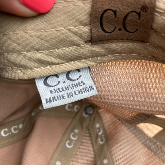 C.C BEANIE BLUE DISTRESSED CRISS CROSSED PONYTAIL BASEBALL CAP, WOMEN, ADULT - Picture 8 of 11